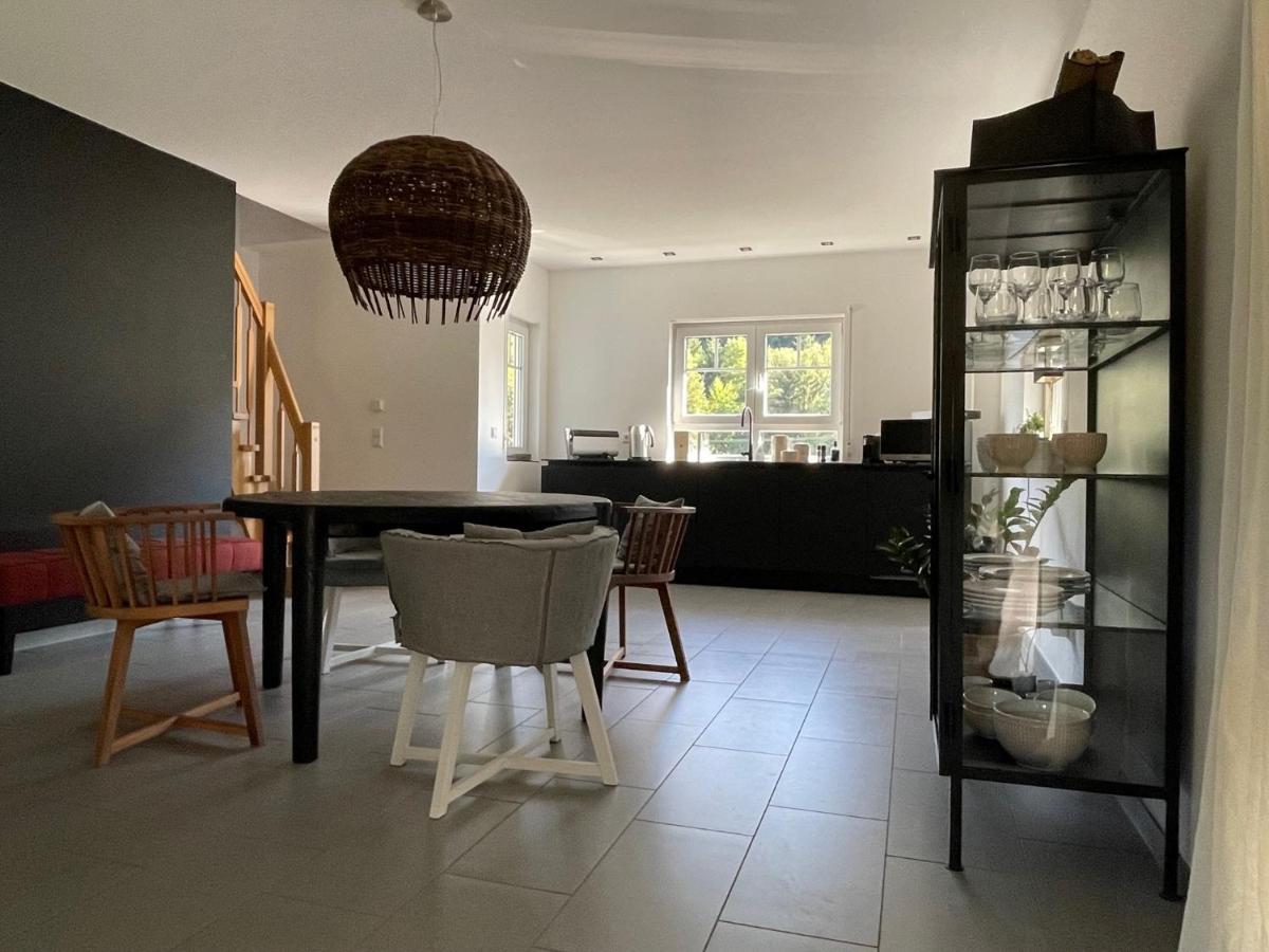 Stilvolle Wohnung Fuer 2-3 Personen - Mit Riesiger Dachterrasse Haigerloch Exterior foto